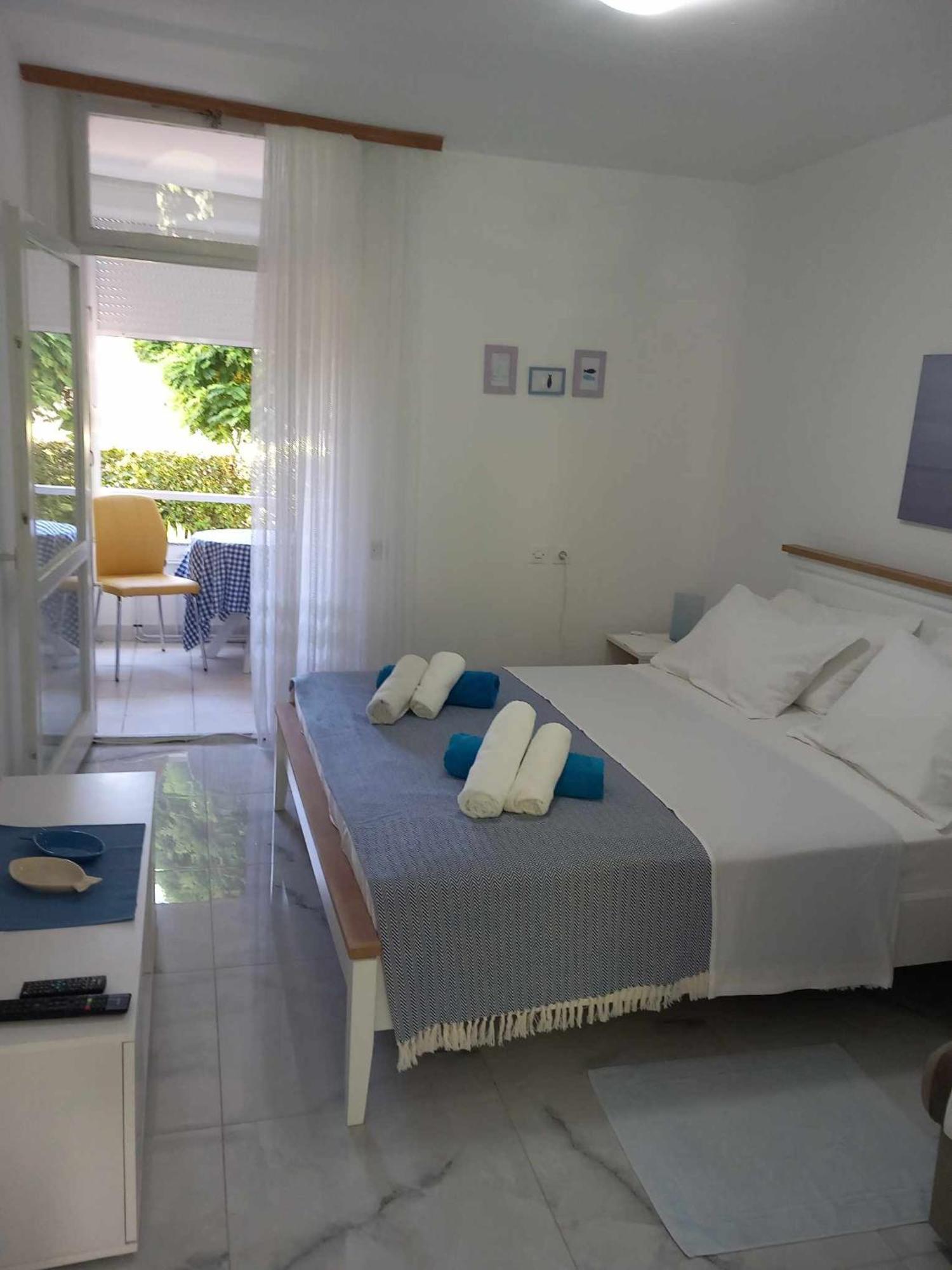 Studio Apartman Marija Петркане Екстериор снимка